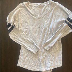 PINK Victoria's Secret Gray Long Sleeve Tee